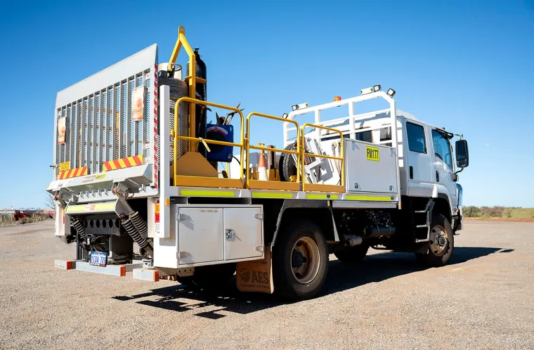 Isuzu 4x4 Gang Truck