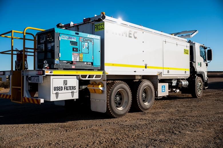 Isuzu 6x4 Service Truck