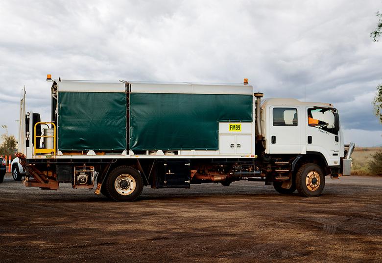 Isuzu ManHaul Rail Truck
