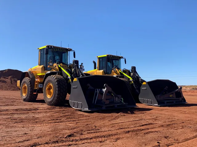 Photo of Volvo L120 Loader
