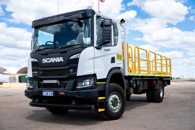 Photo of Isuzu 4x4 Flatbed Truck