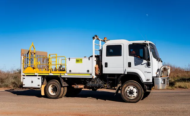 Photo of Isuzu 6x4 Service Truck