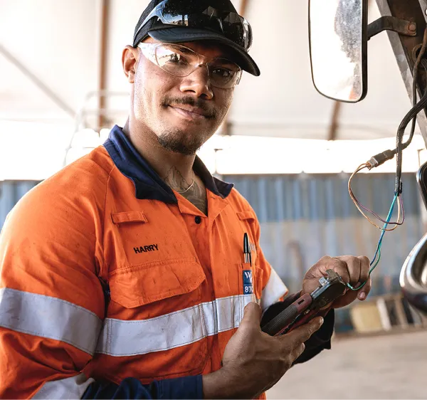 Harry from Finmec doing electrical work