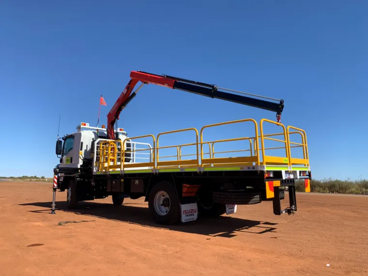 Isuzu 4x4 Flatbed Truck