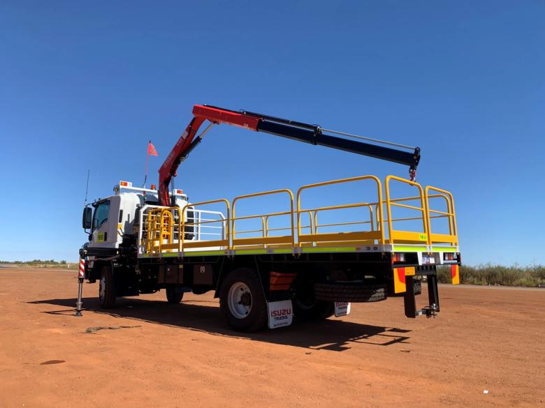 Isuzu 4x4 Flatbed Truck