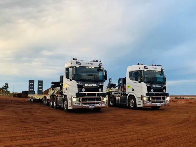 Photo of Scania 130T Prime Mover