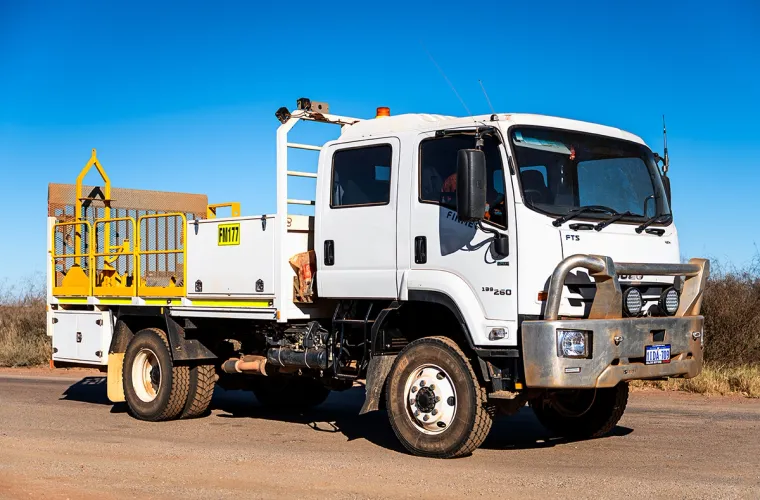 Isuzu 6x4 Service Truck