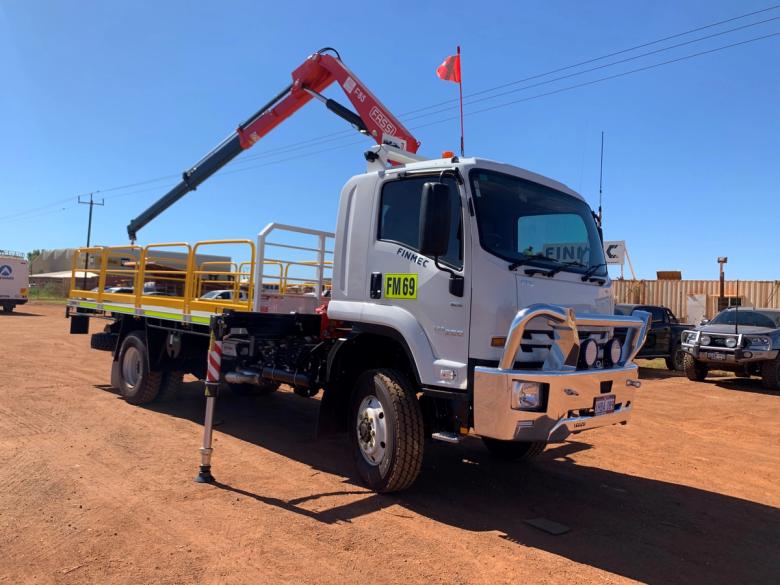 Isuzu 4x4 Flatbed Truck