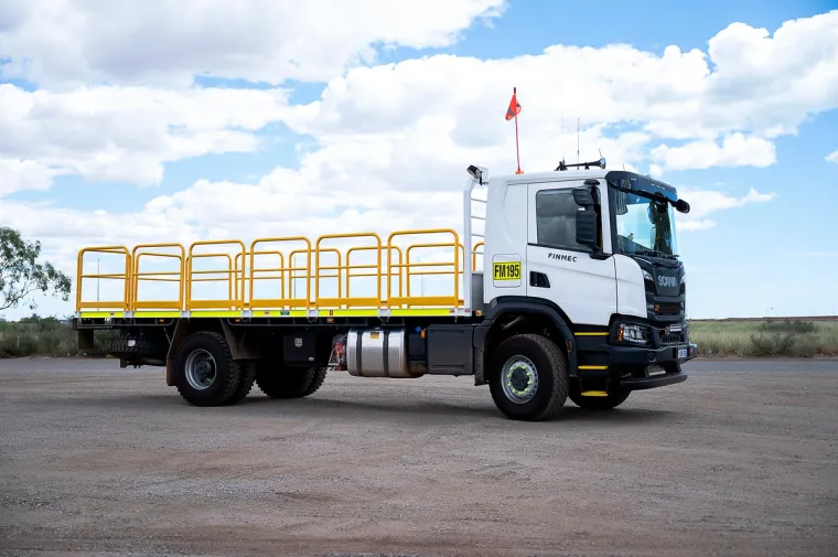 Isuzu 4x4 Flatbed Truck